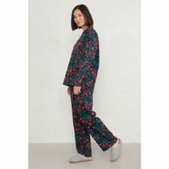Seasalt Cornwall Simple Stars Black Pyjamas -Seasalt Shop unnamed file 1746